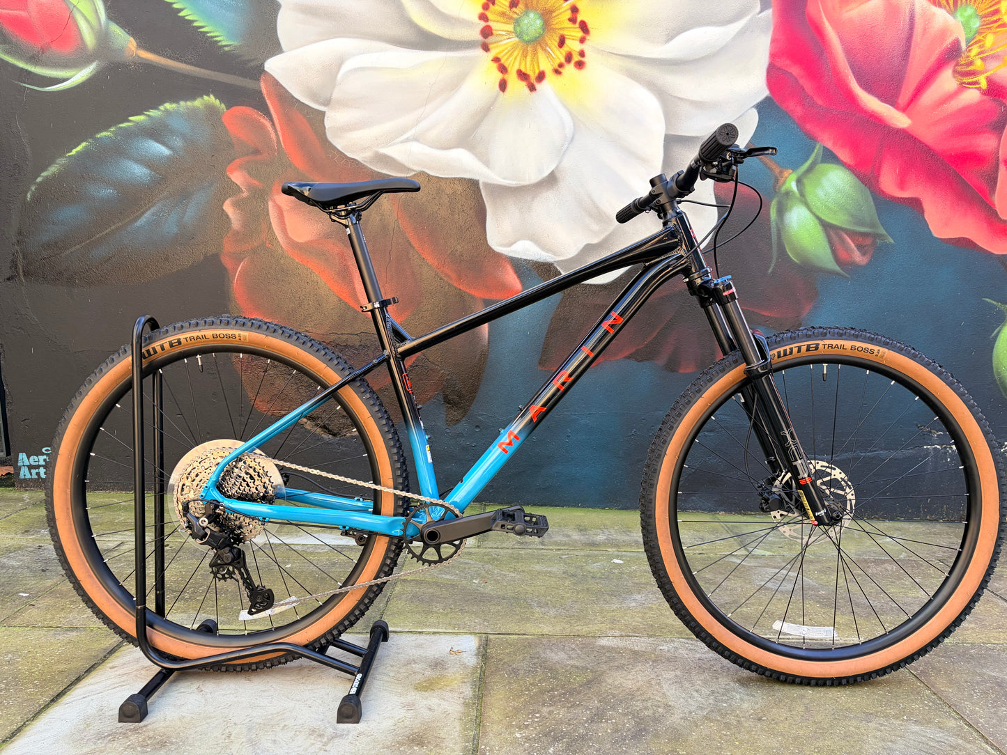 Marin Bobcat Trail 5 Hardtail Mountain Bike